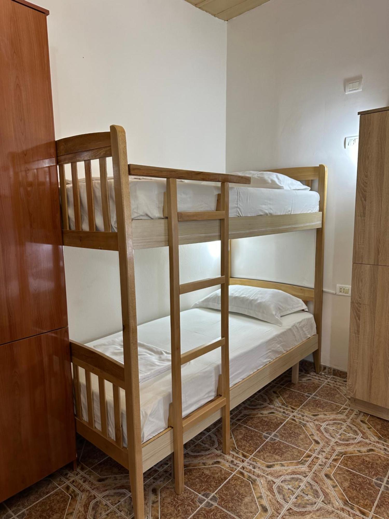 Tirana Lemon Breeze Hostel Eksteriør bilde