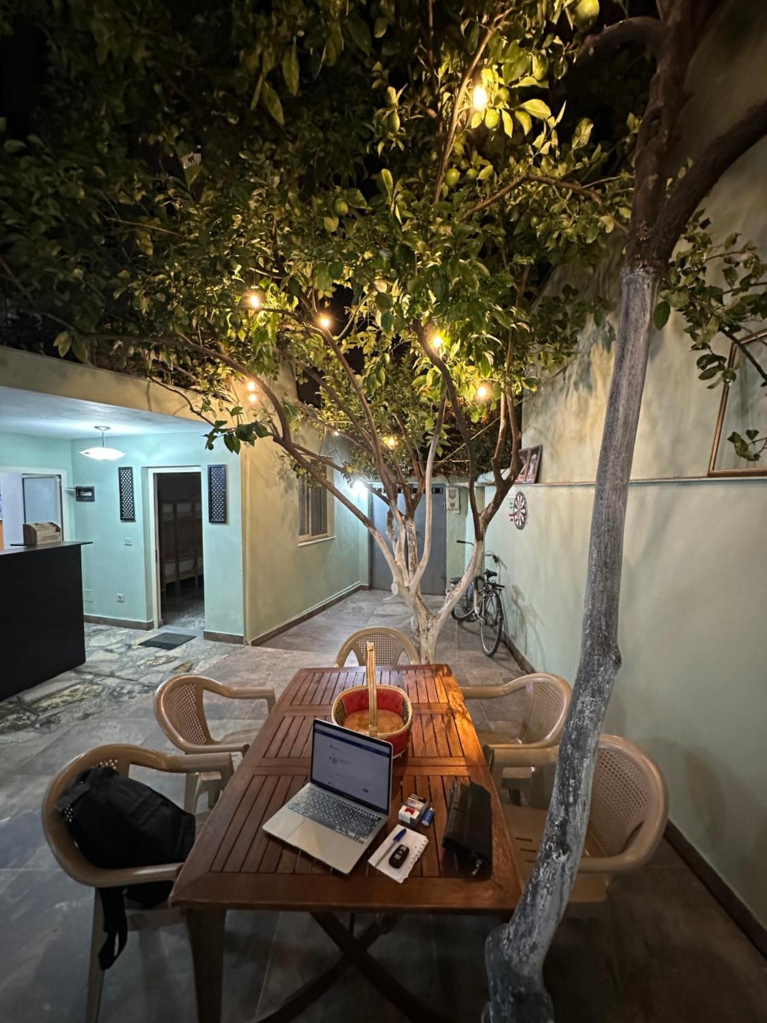 Tirana Lemon Breeze Hostel Eksteriør bilde