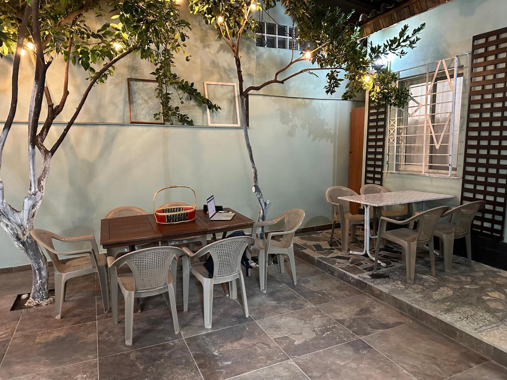 Tirana Lemon Breeze Hostel Eksteriør bilde